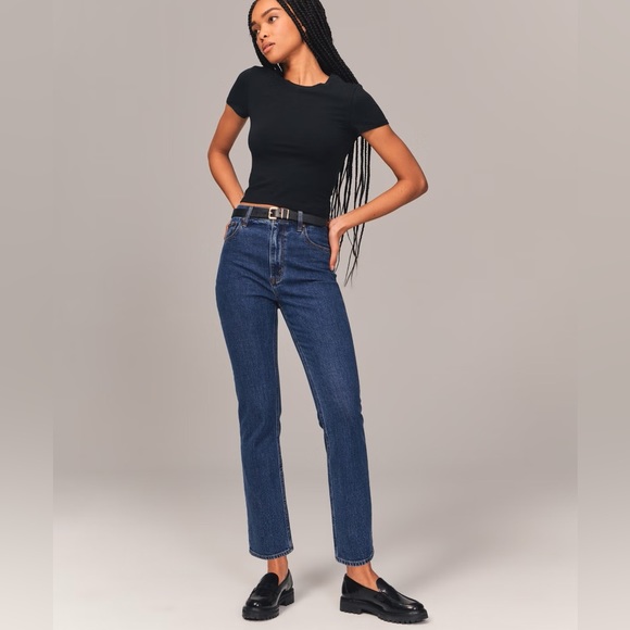 Abercrombie & Fitch Denim - Abercrombie & Fitch Ultra High Rise Ankle Straight Jean Size 30